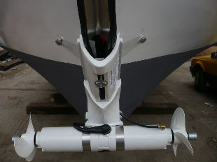 Image Showing the Ste'alth Sideshift retro-fitted to our display boat.