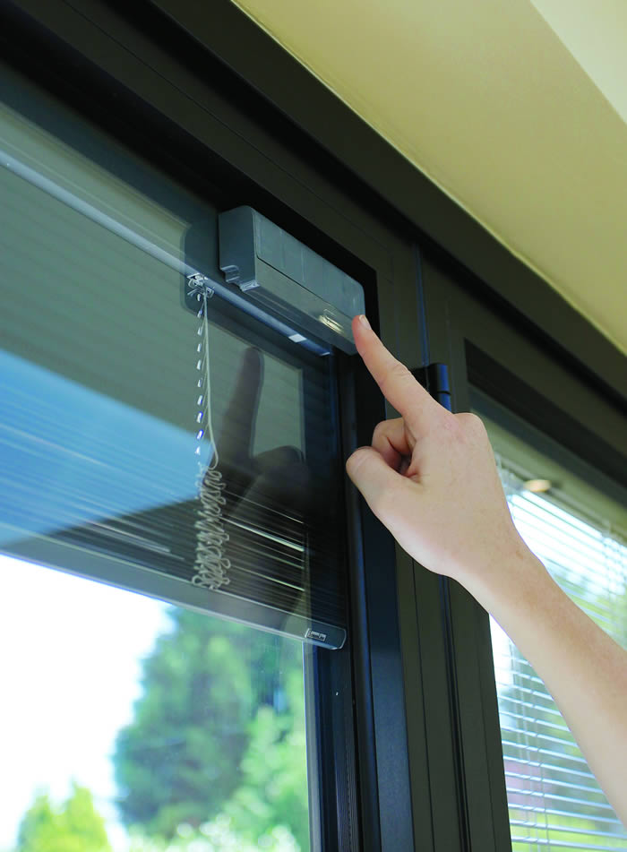 Venetian Remote Control Electronic Blinds for Bifold Doors